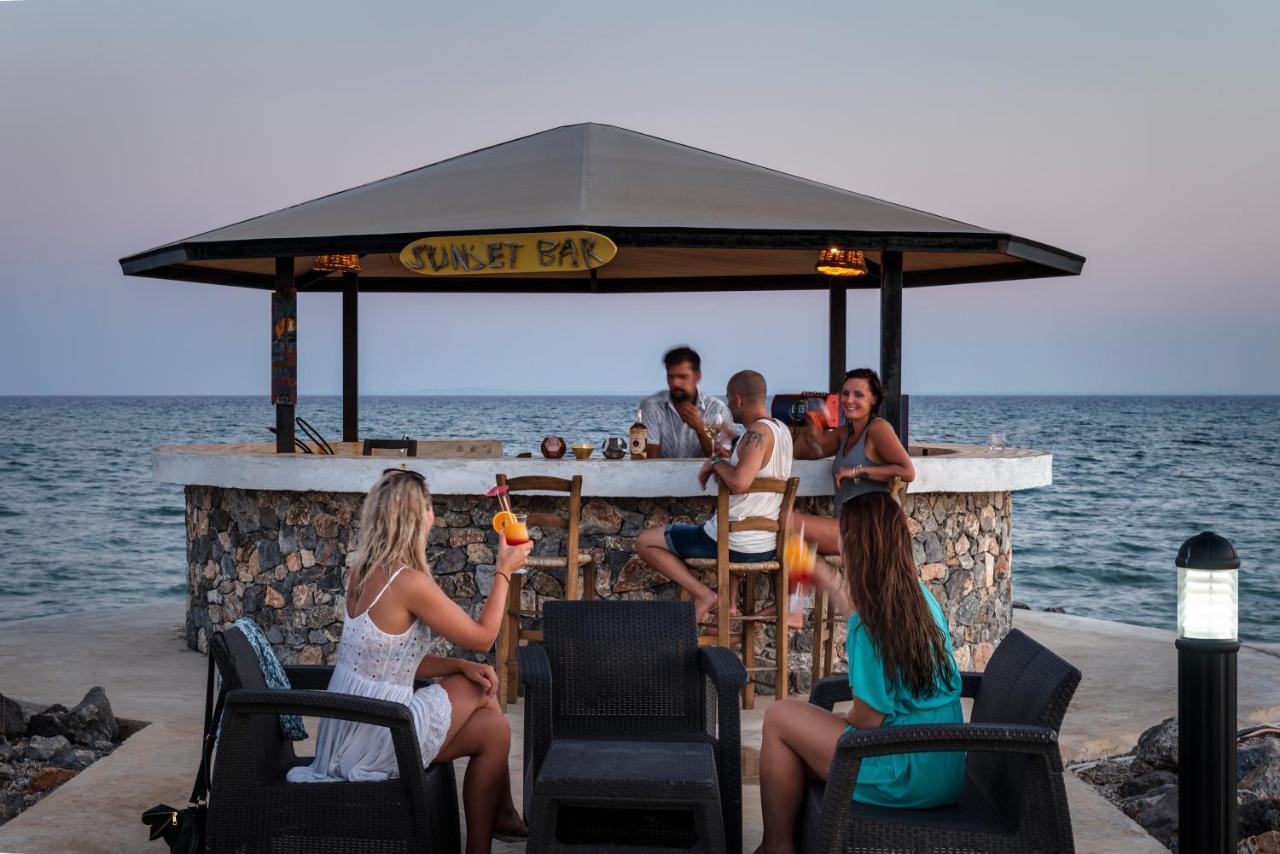 Thalassa Beach Family & Waterpark Resort Vokolidha Buitenkant foto