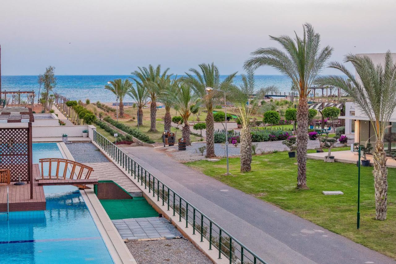 Thalassa Beach Family & Waterpark Resort Vokolidha Buitenkant foto