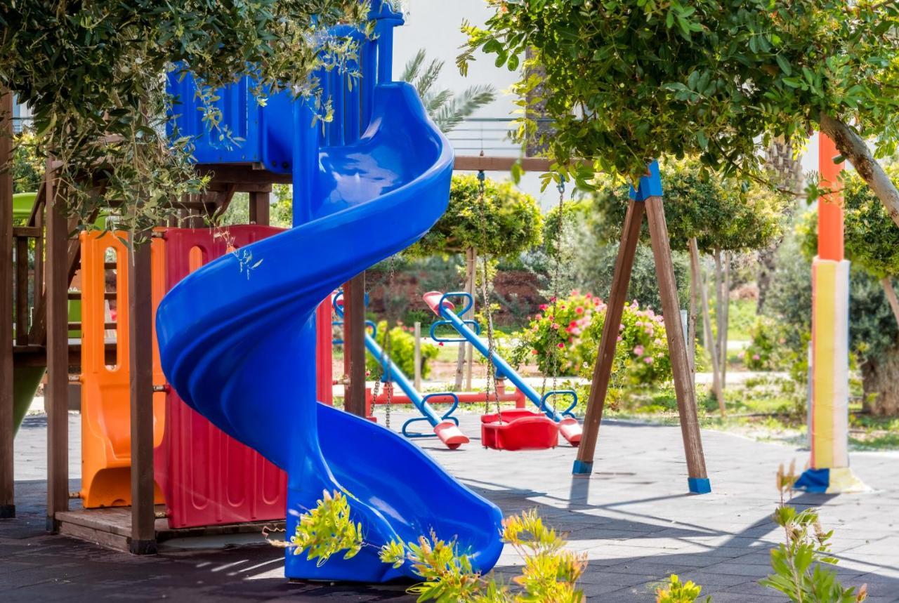 Thalassa Beach Family & Waterpark Resort Vokolidha Buitenkant foto