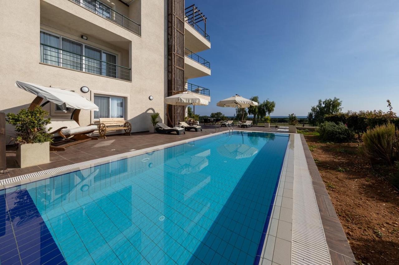 Thalassa Beach Family & Waterpark Resort Vokolidha Buitenkant foto